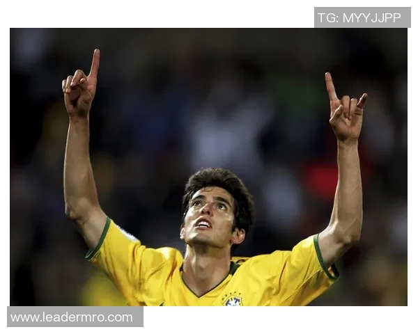 足球巨星经典瞬间照片动画再现球场风云魅力与传奇