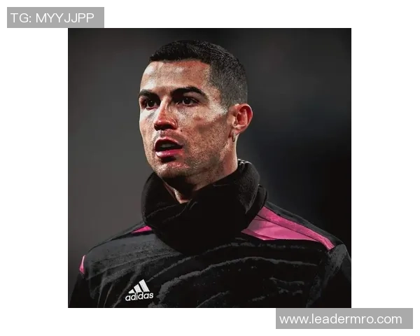 足球巨星风采尽显霸气头像展现超凡魅力与实力的完美结合